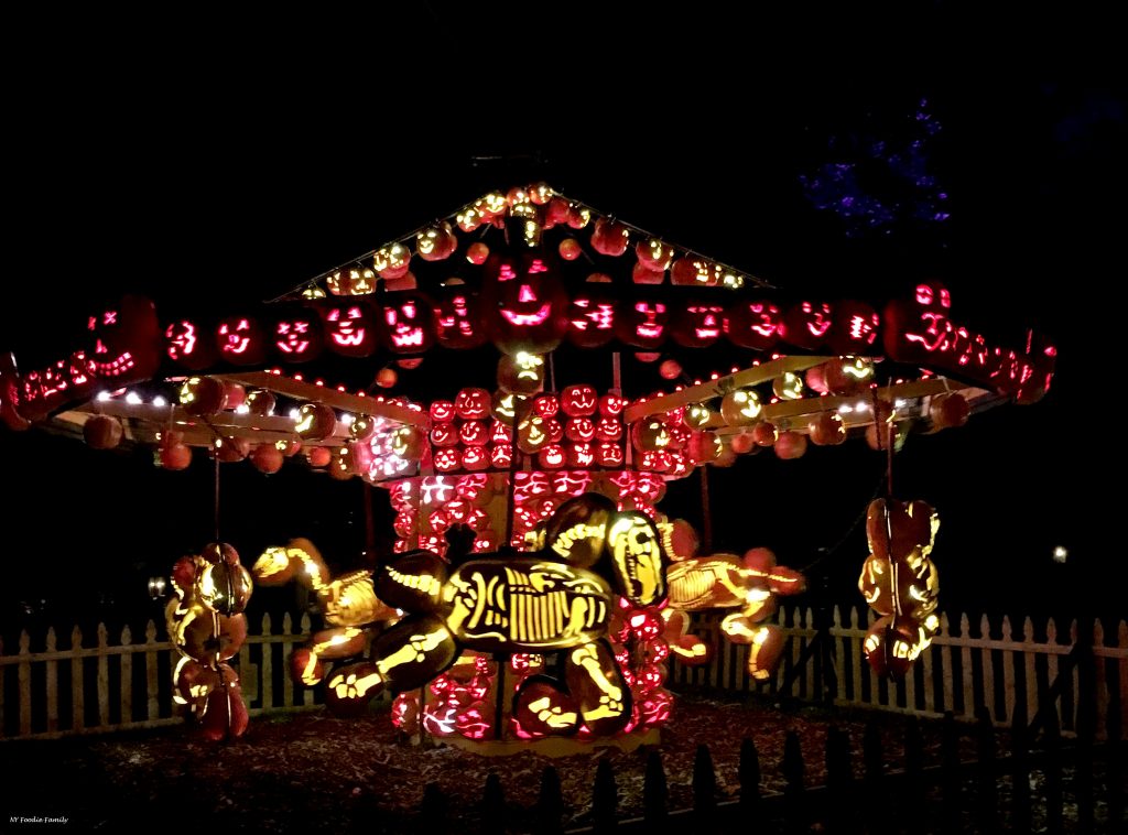 This pumpkin carousel at the 2017 Great Jack O'Lantern Blaze moved! 