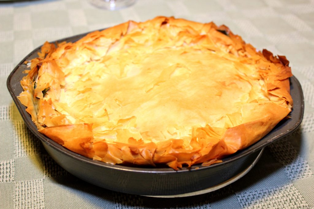 Byrek with spinach is an Albanian spinach pie.